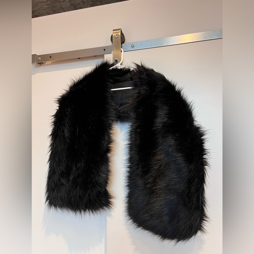 Black faux fur shawl